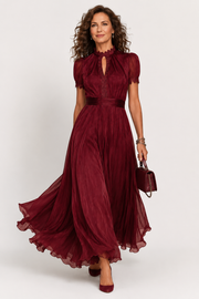 Women’s Elegant Flowing Maxi Dress