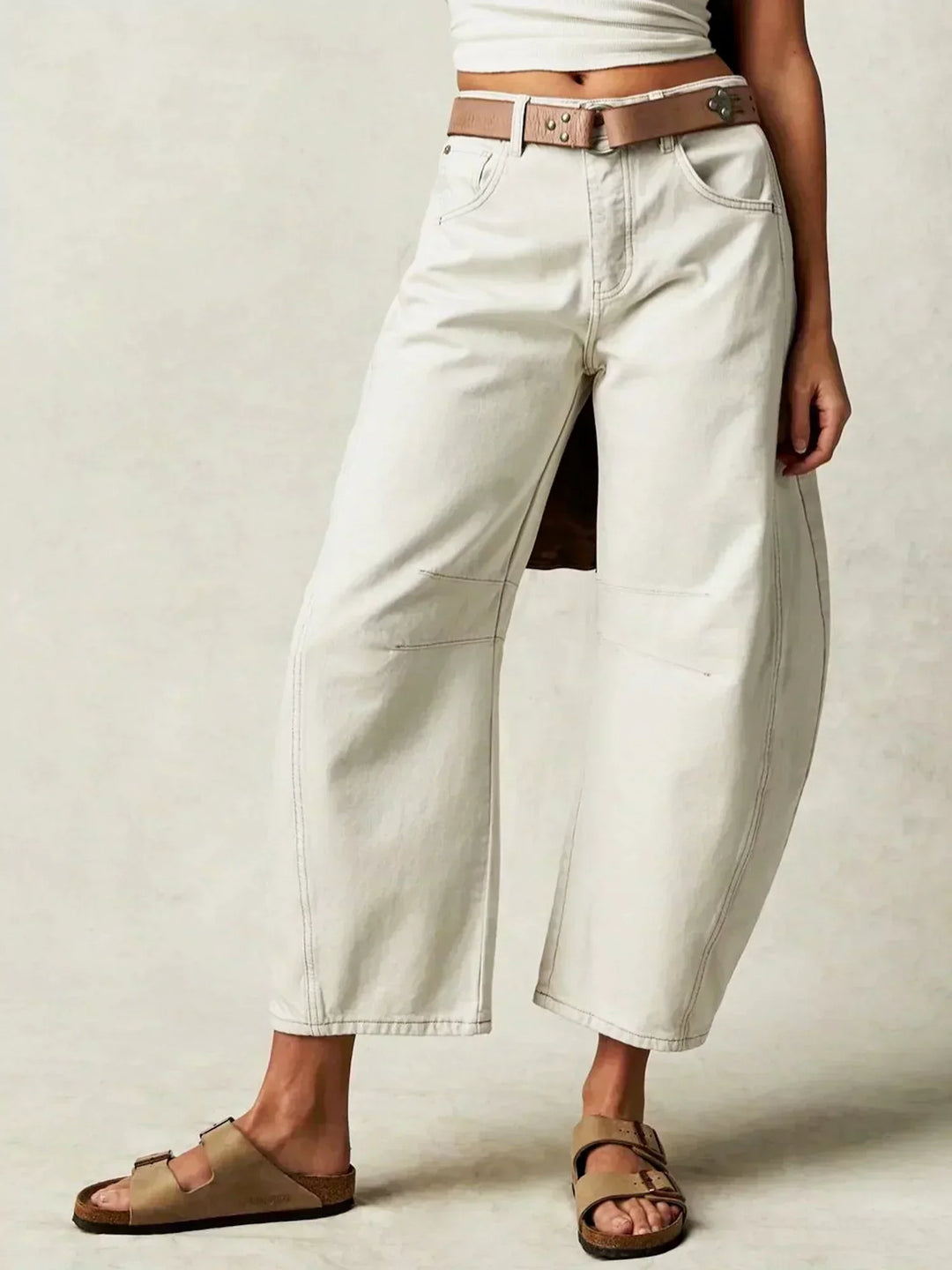 Women’s High-Waisted Barrel-Leg Jeans