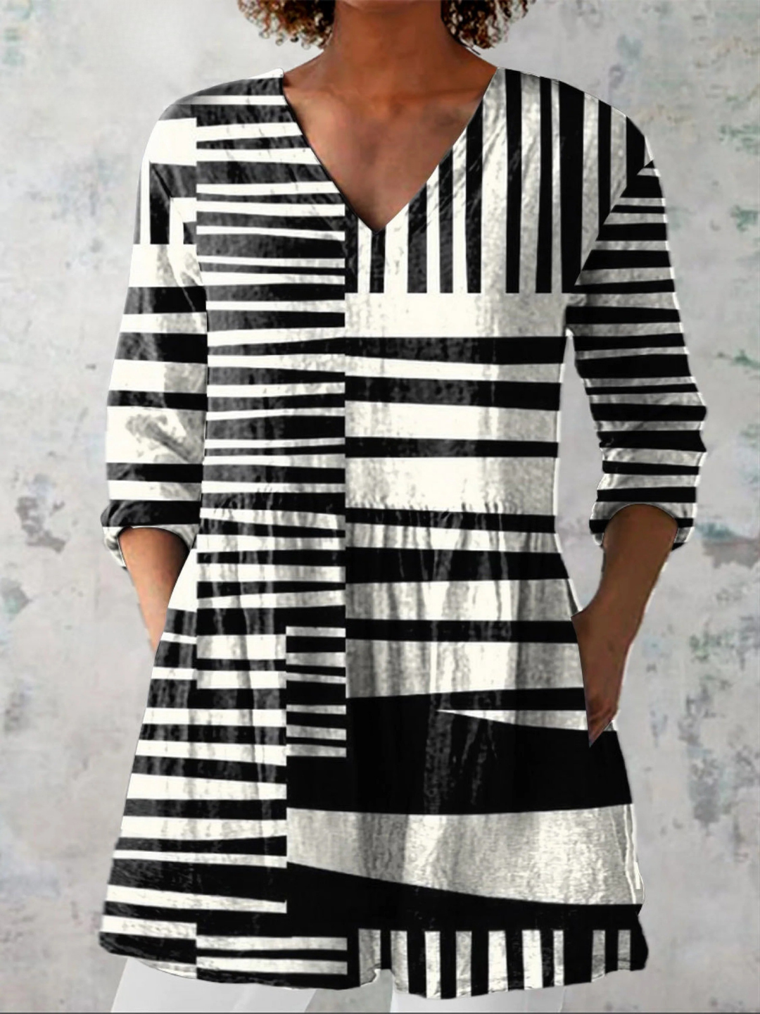 Women’s Longline V-Neck Blouse