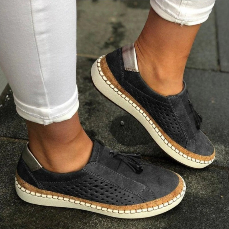 Women’s Lightweight Cushioned Slip-On Walking Shoes