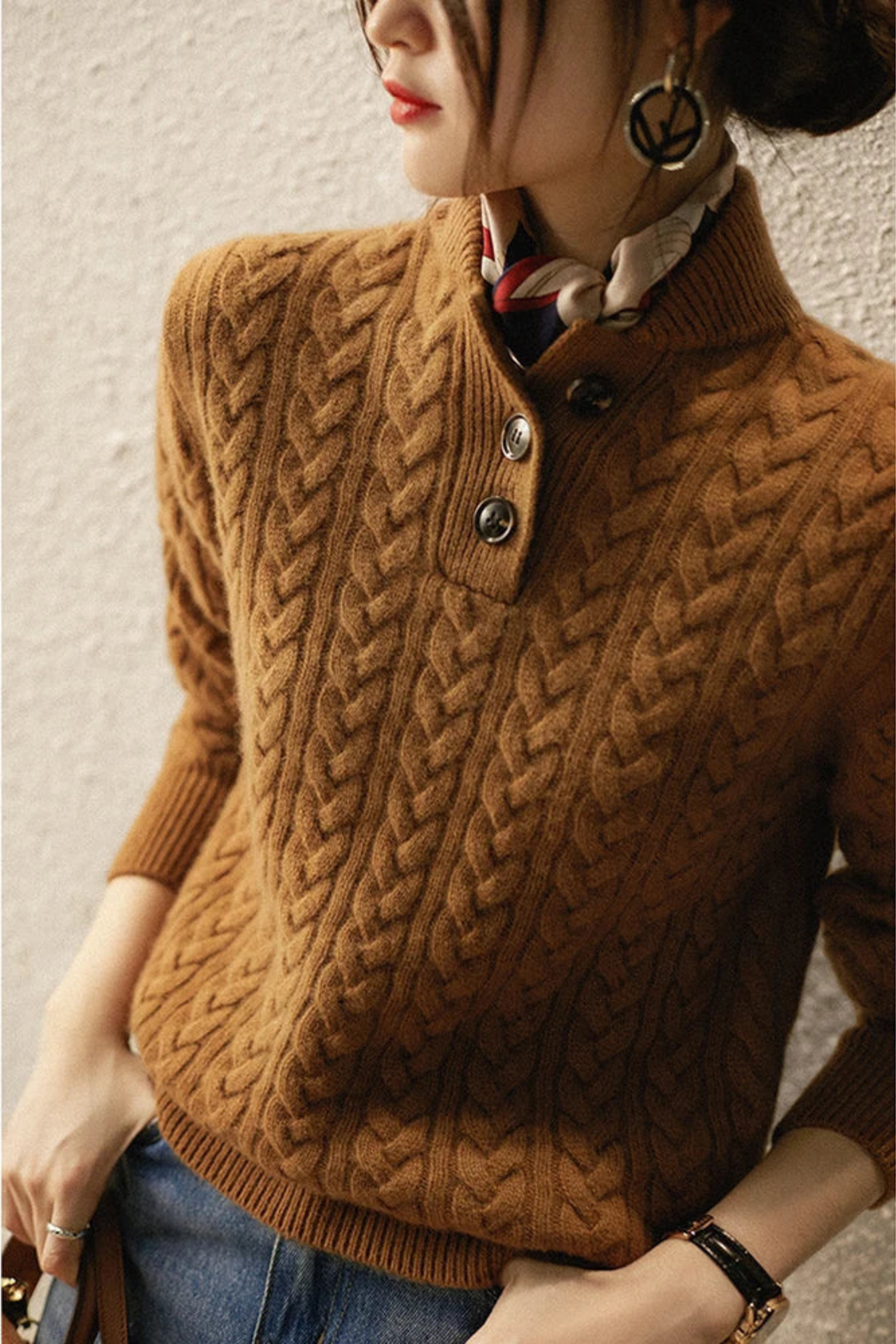 Women’s Textured Cable Knit Sweater