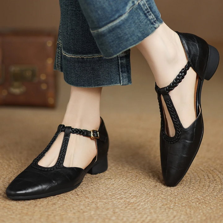 Women’s Buckle Strap Round Toe Mary Jane Shoes
