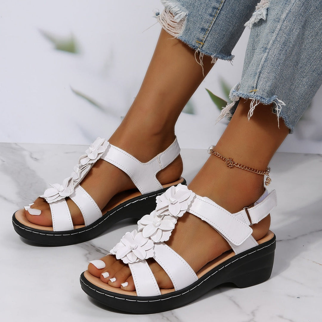 Women’s Comfortable Lightweight Walking Sandals
