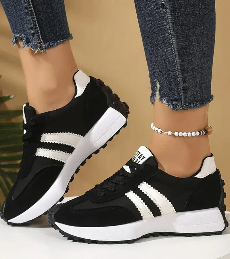 Women’s Lightweight Cushioned Walking Sneakers