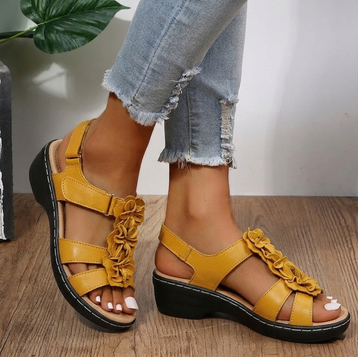 Women’s Comfortable Lightweight Walking Sandals