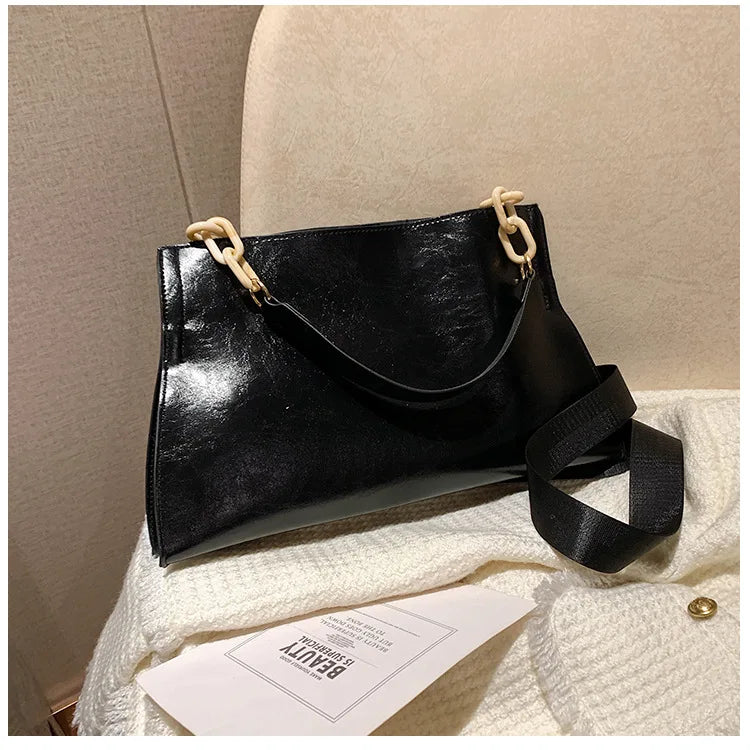 Women’s Soft Spacious Shoulder Bag
