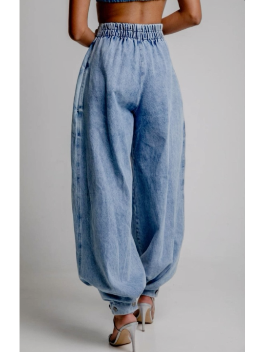 Women’s High-Waisted Balloon Leg Jeans