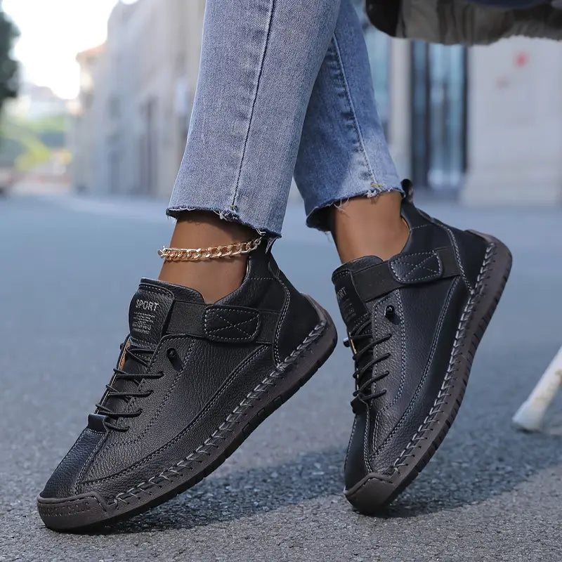 Men’s Cushioned Ergonomic Sneakers