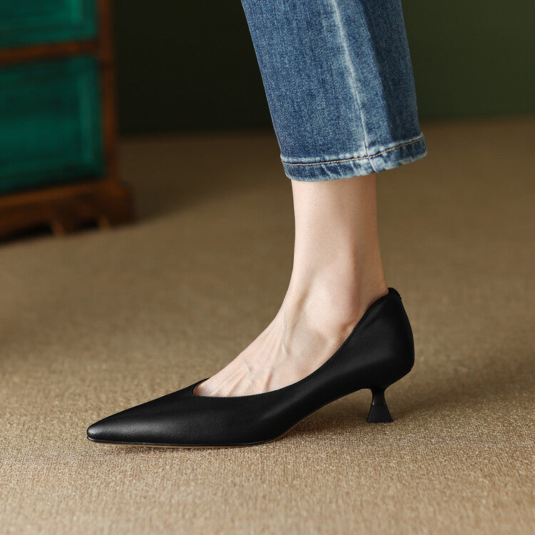 Women’s Classic Closed Toe Dress Pumps
