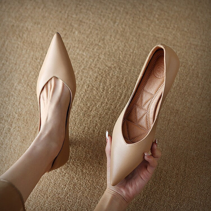 Women’s Classic Closed Toe Dress Pumps