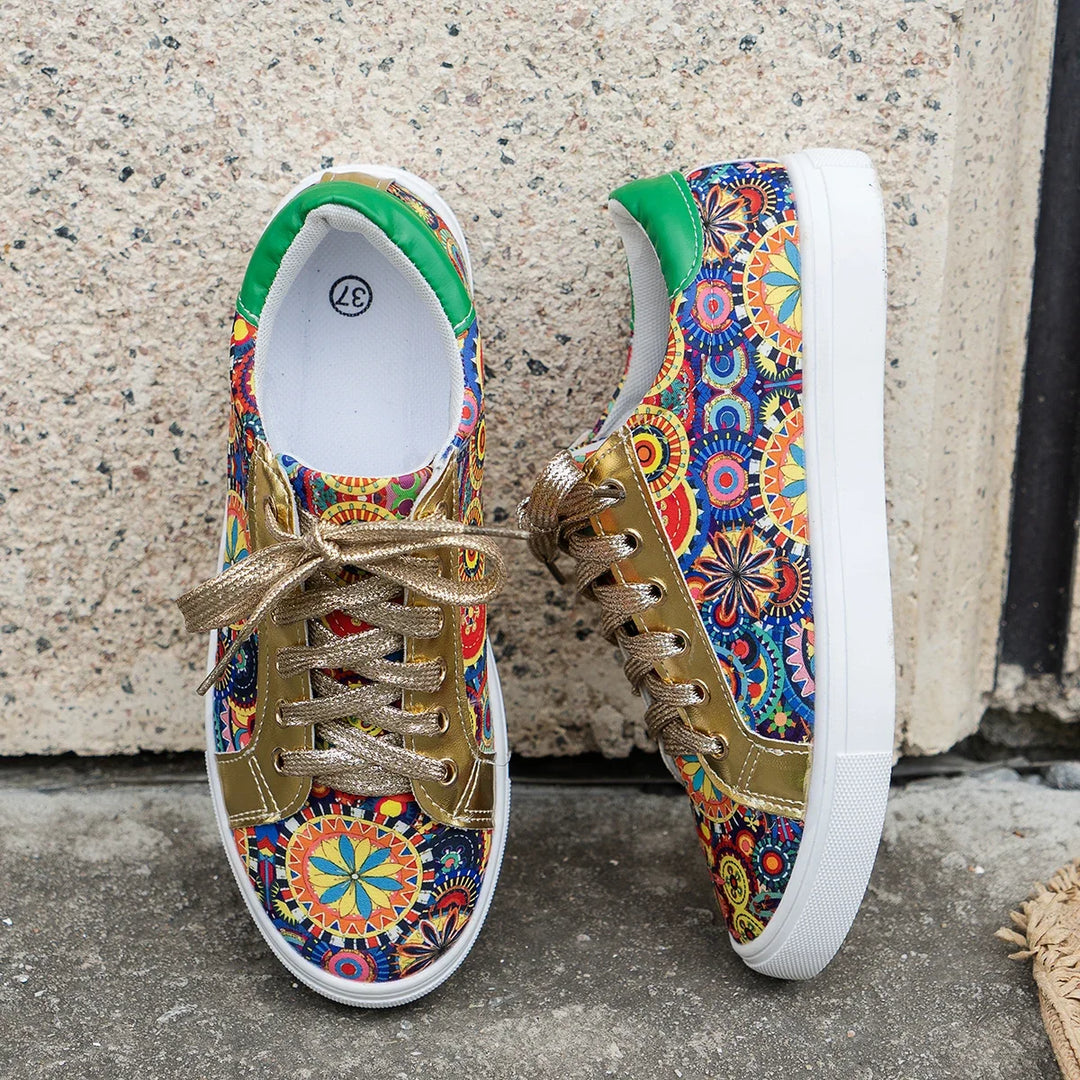 Women’s Printed Low-Top Lace-Up Sneakers