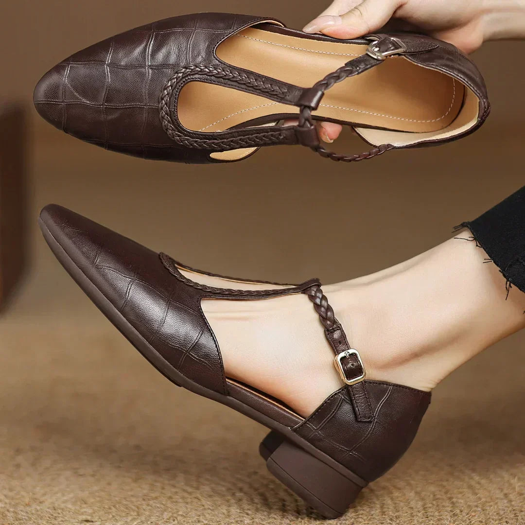 Women’s Buckle Strap Round Toe Mary Jane Shoes