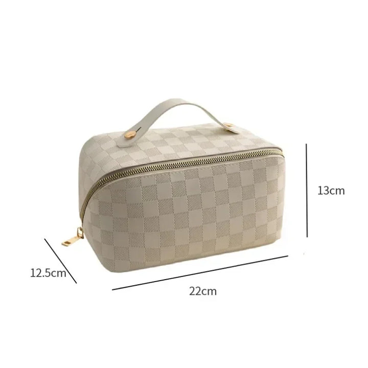 Collapsible Large Capacity Storage Tote With Lid