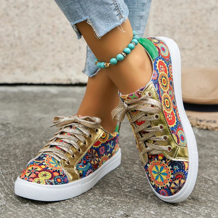 Women’s Printed Low-Top Lace-Up Sneakers