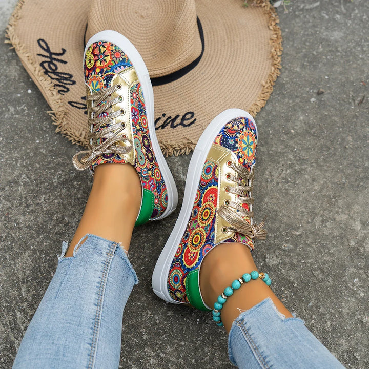 Women’s Printed Low-Top Lace-Up Sneakers