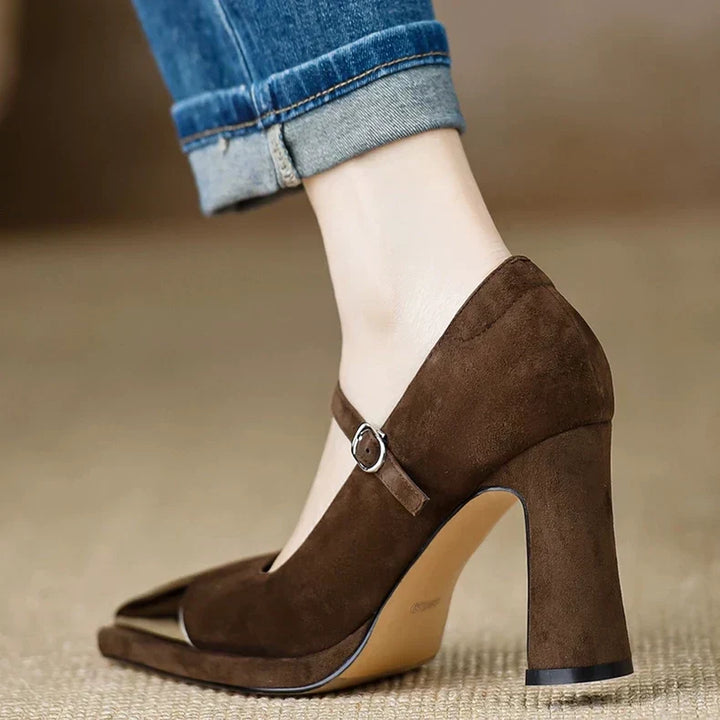 Women’s Classic Closed Toe Dress Pumps