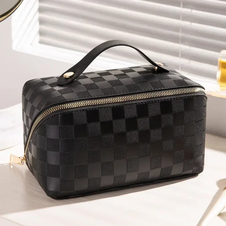Collapsible Large Capacity Storage Tote With Lid
