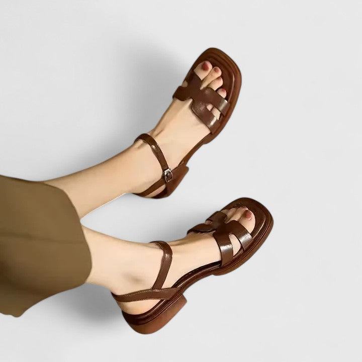 Women’s Strappy Open Toe Flat Sandals