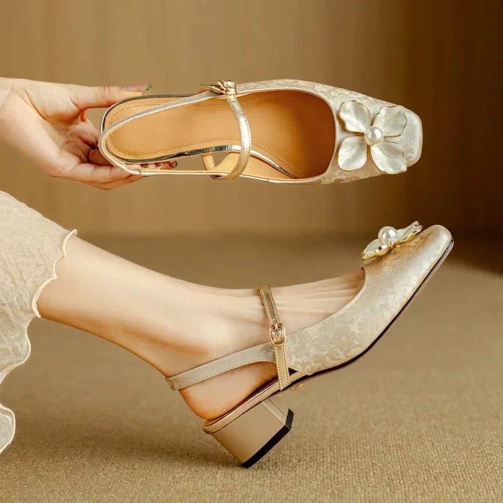 Women’s Elegant Closed-Toe Dress Pumps