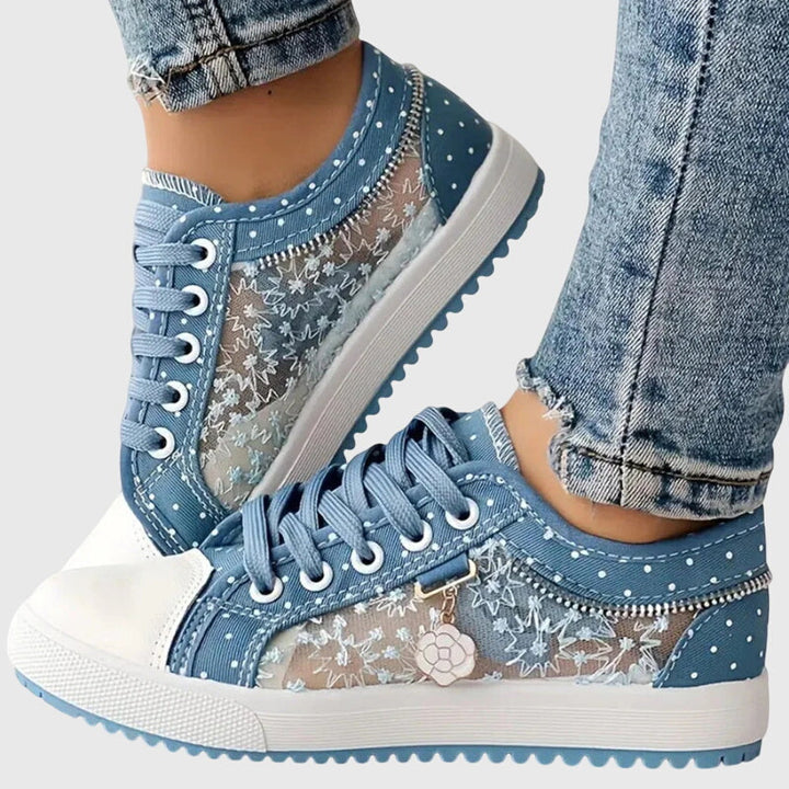Women’s Lightweight Cushioned Walking Sneakers