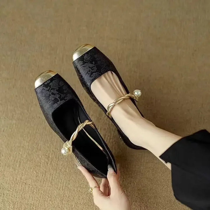 Women’s Buckle Strap Closed Toe Mary Jane Shoes