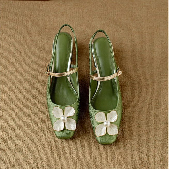 Women’s Elegant Closed-Toe Dress Pumps