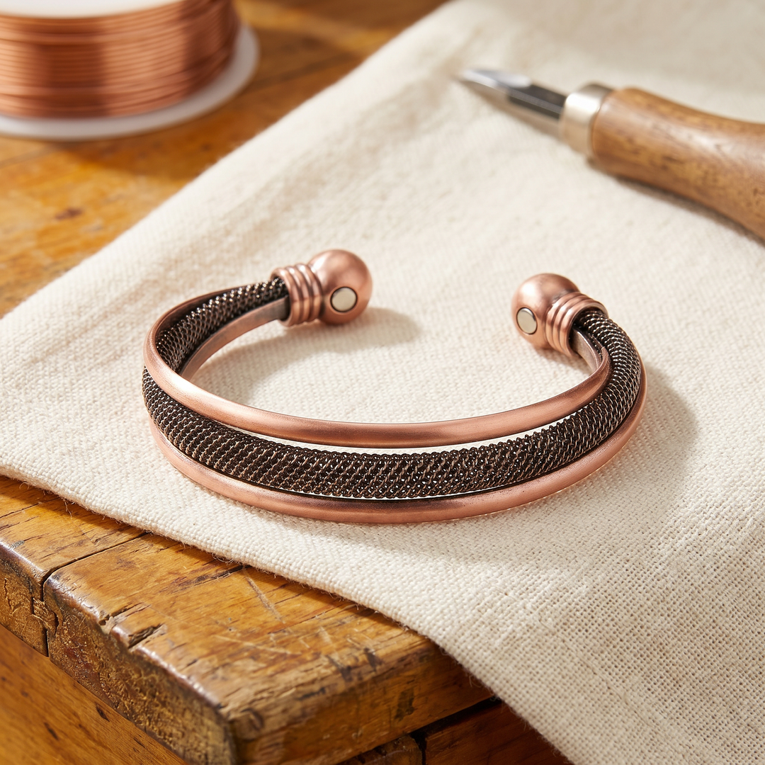 Women’s Adjustable Minimalist Cairn Bracelet