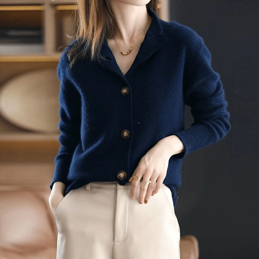 Women’s Sleeveless Knit Sweater Vest