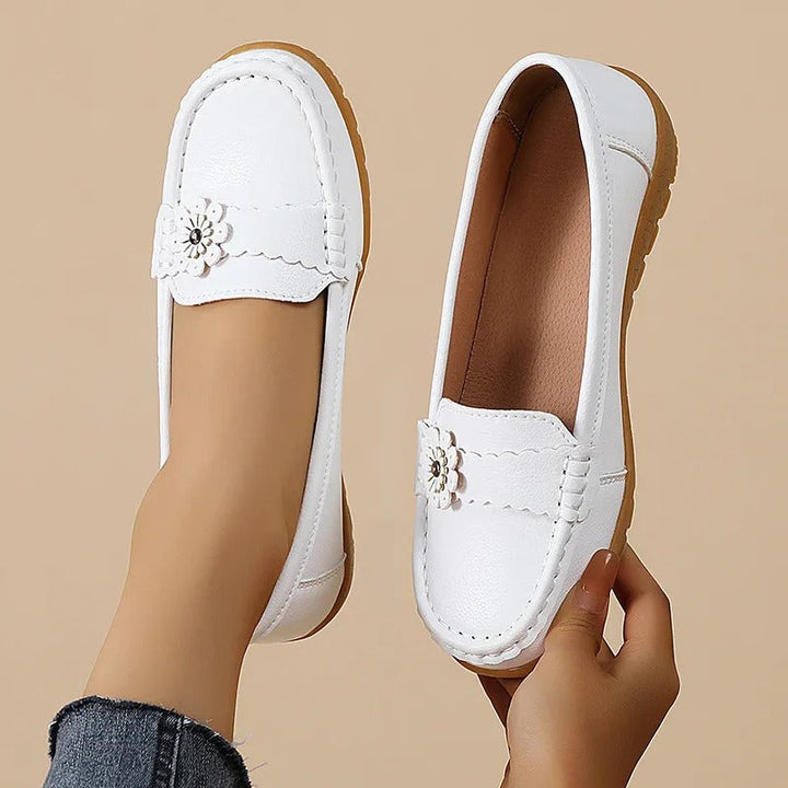 Women’s Soft Sole Comfort Shoes