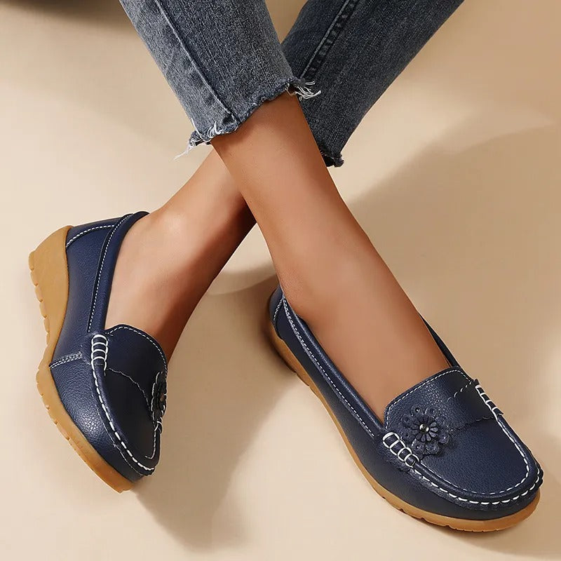 Women’s Soft Sole Comfort Shoes