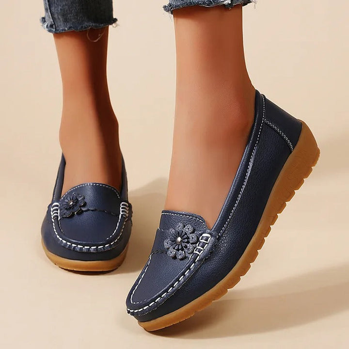 Women’s Soft Sole Comfort Shoes