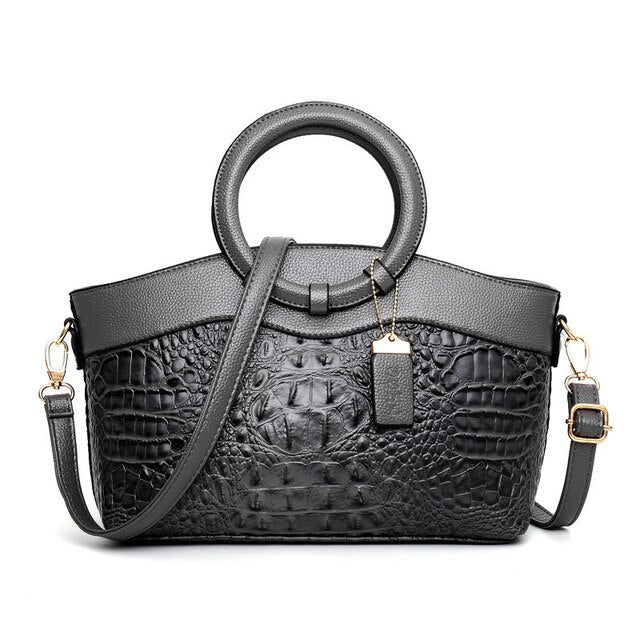 Women’s Classic Heritage Shoulder Bag
